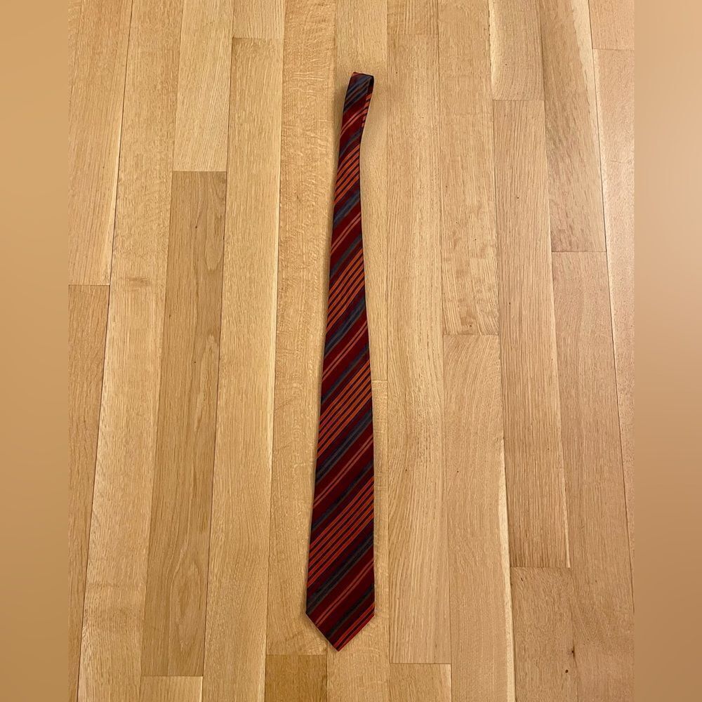 Valentino tie 